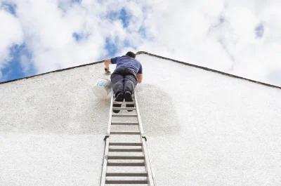 Peinture extérieure à Montézic — façades et ravalement